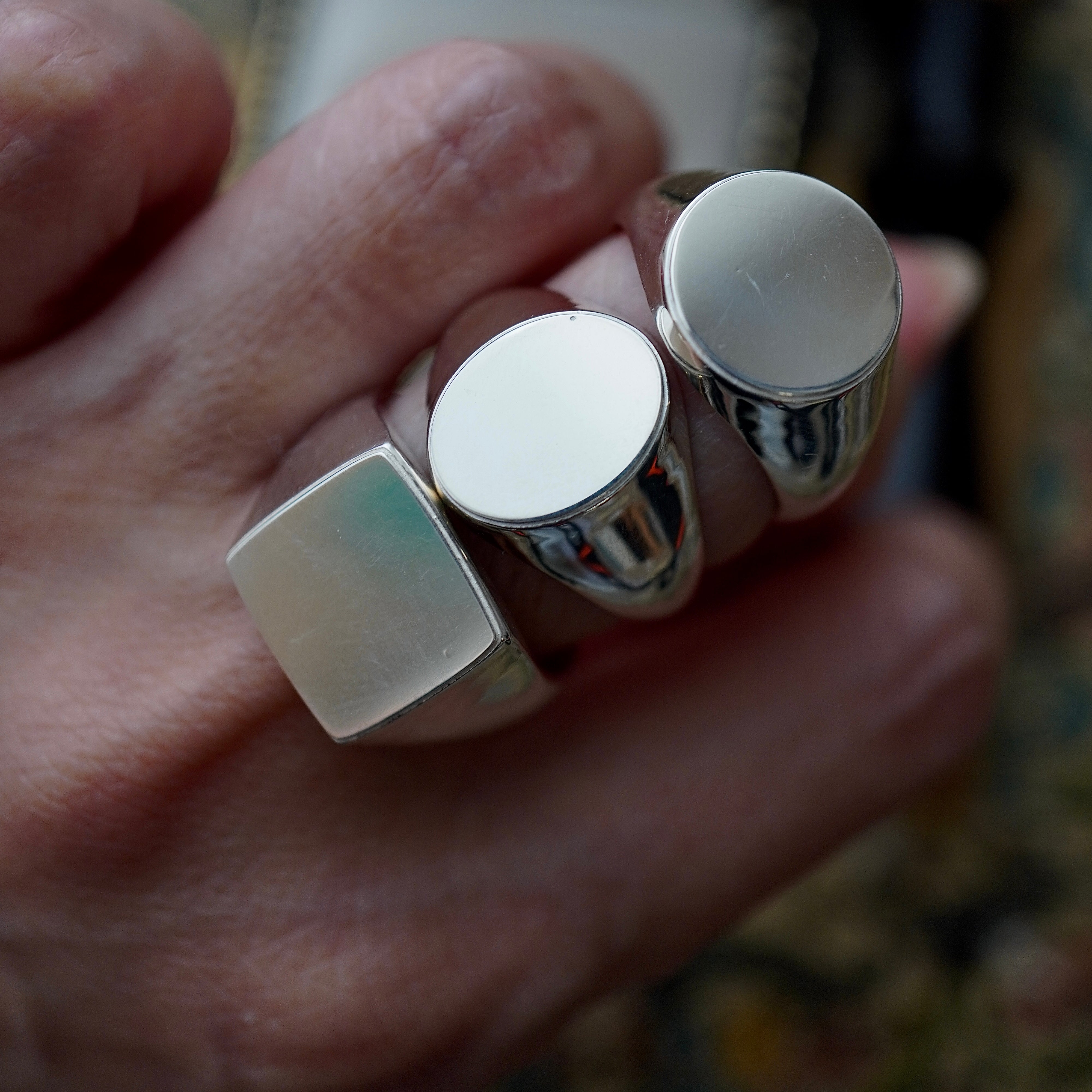 New!【SILVER/K10/K18】Large Round Signet Ring – K1820 ATELIER