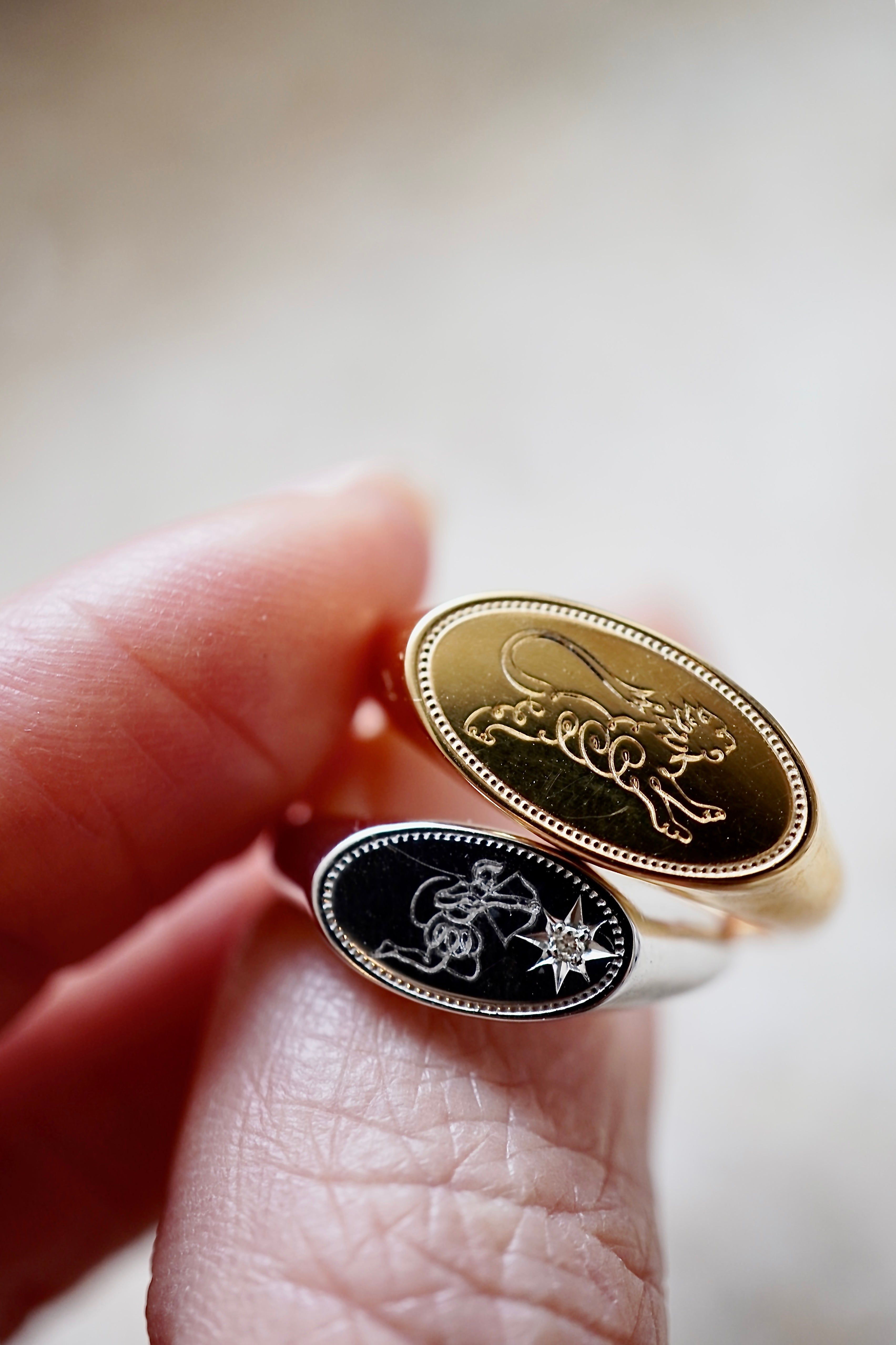 SILVER/K10/K18】Large Wide Oval Signet Ring – K1820 ATELIER